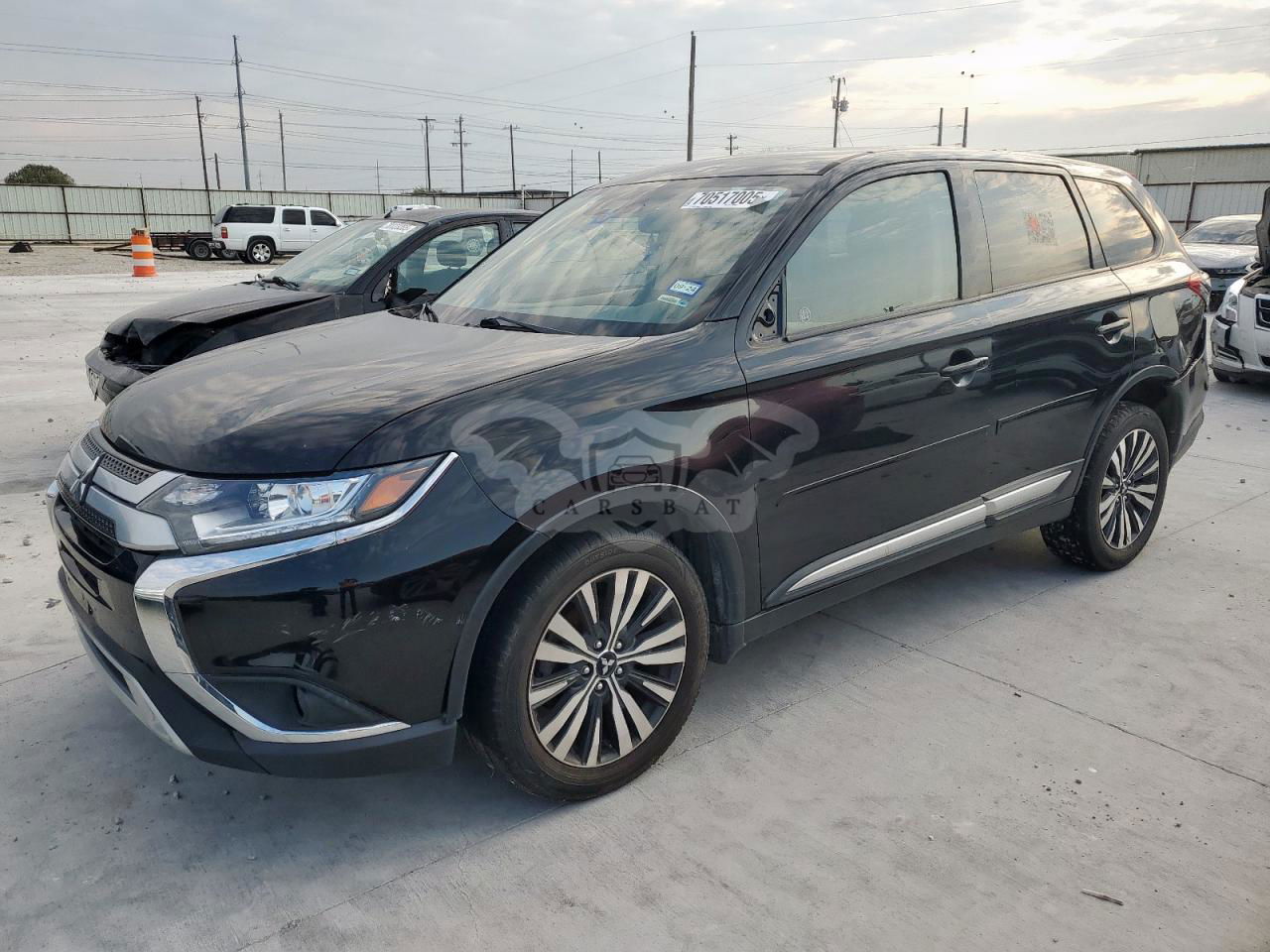 Mitsubishi Outlander SE 2.4L  4 2020