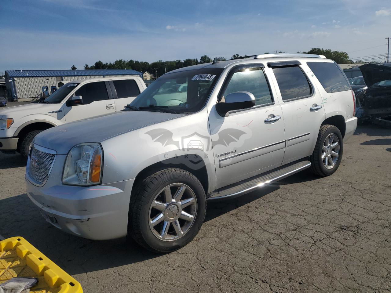 GMC Yukon DENALI 6.2L  8 2013