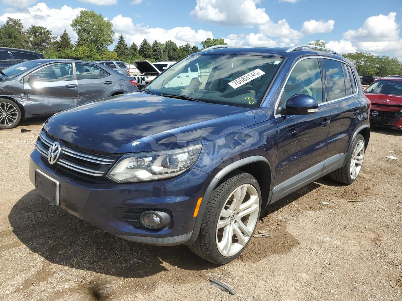 Volkswagen Tiguan S 2.0L  4 2012
