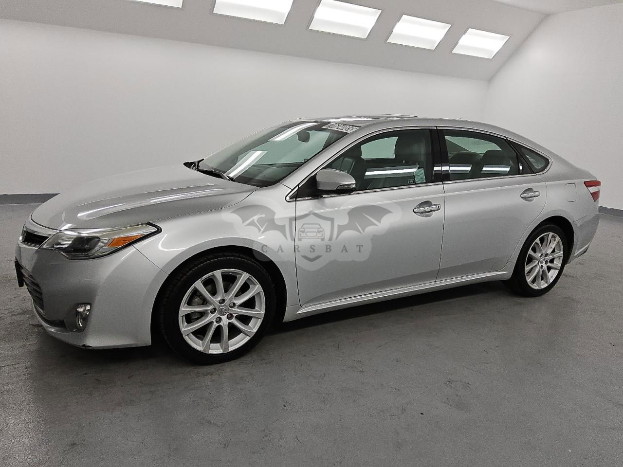 Toyota Avalon BASE 3.5L  6 2013