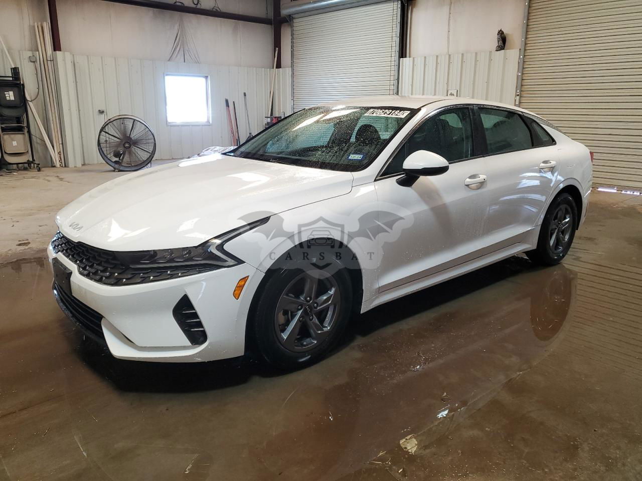Kia K5 LXS 1.6L  4 2023