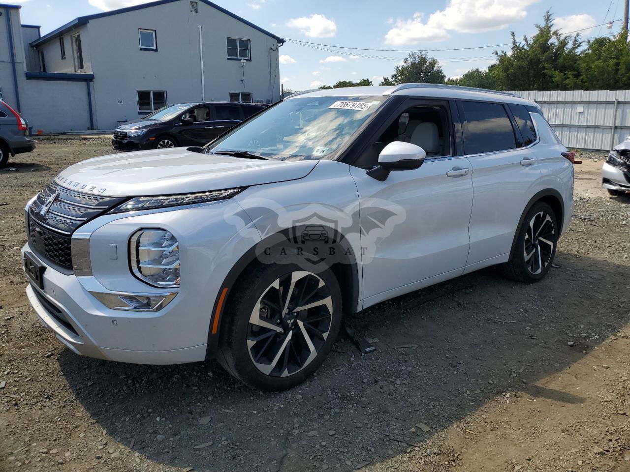 Mitsubishi Outlander SEL 2.5L  4 2023