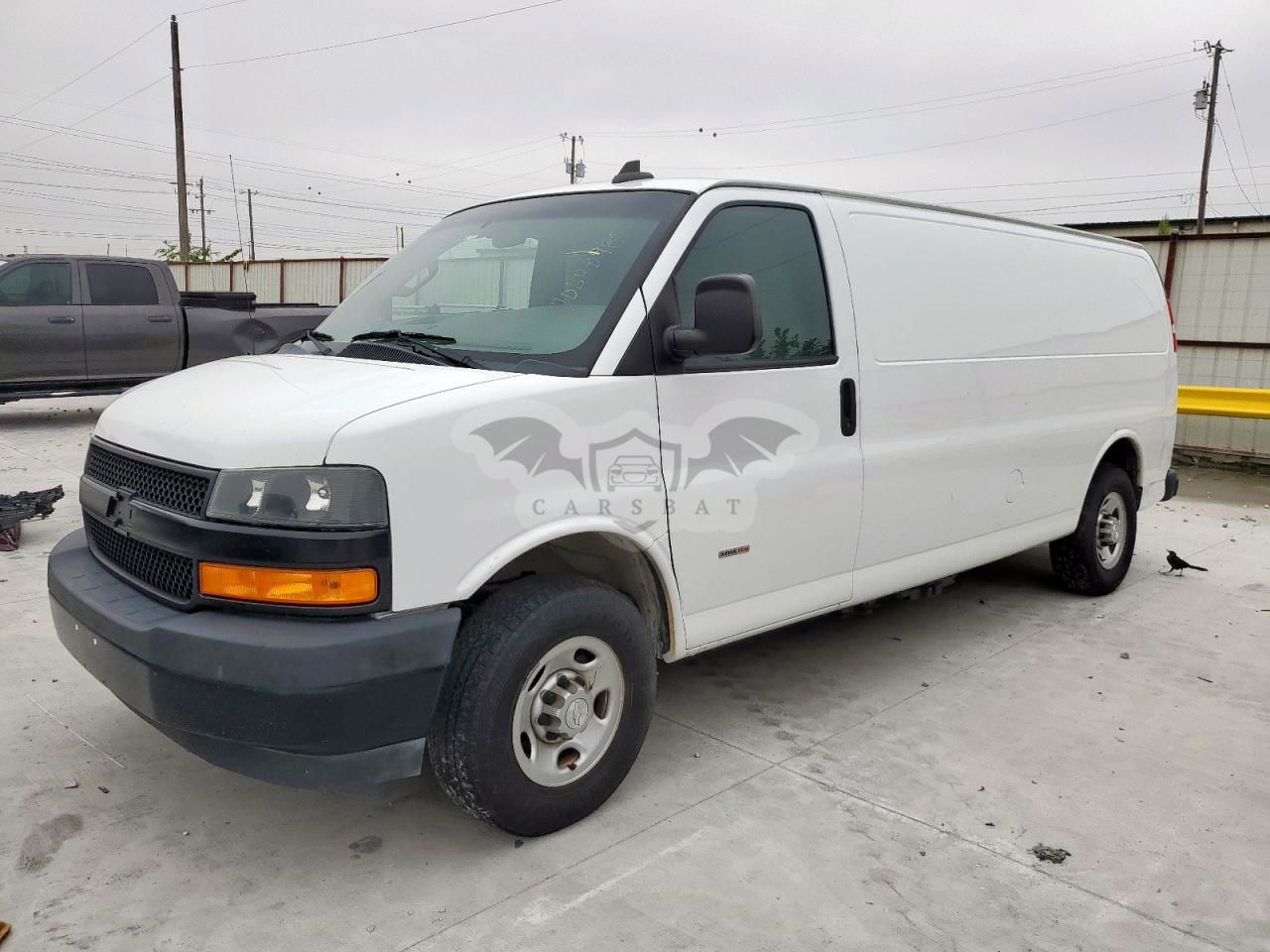 Chevrolet Express 2.8L  4 2021
