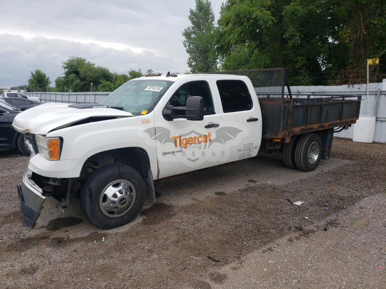 GMC Sierra C3500 SLE 6.0L  8 2011