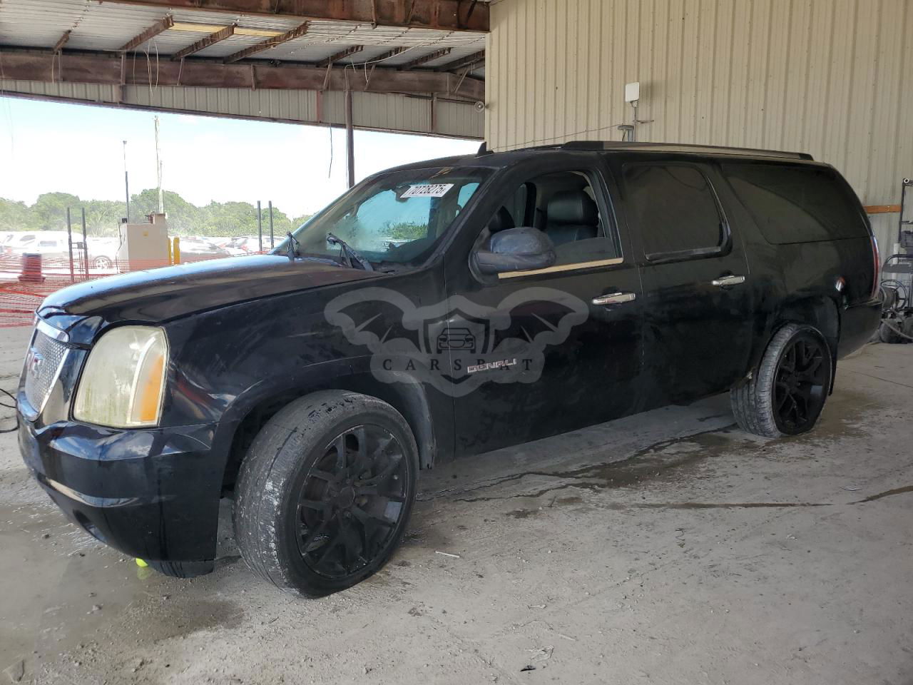 GMC Yukon DENALI 6.2L  8 2007