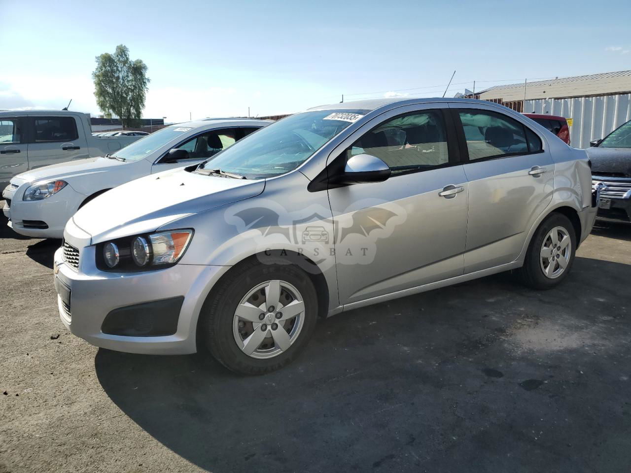 Chevrolet Aveo (Sonic) LS 1.8L  4 2015