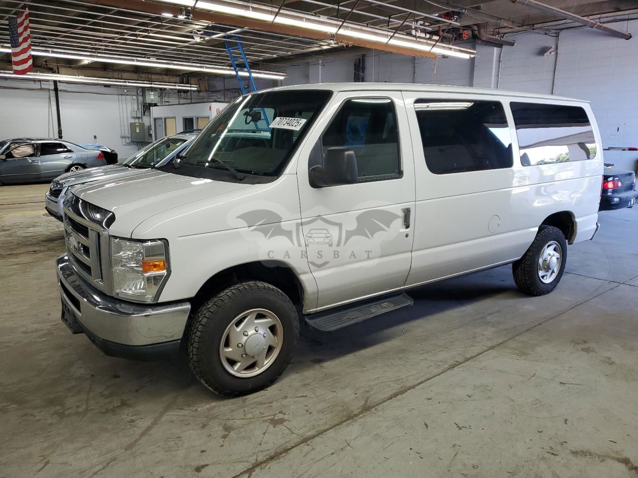 Ford Econoline E350 SUPER DUTY WAGON 5.4L  8 2014