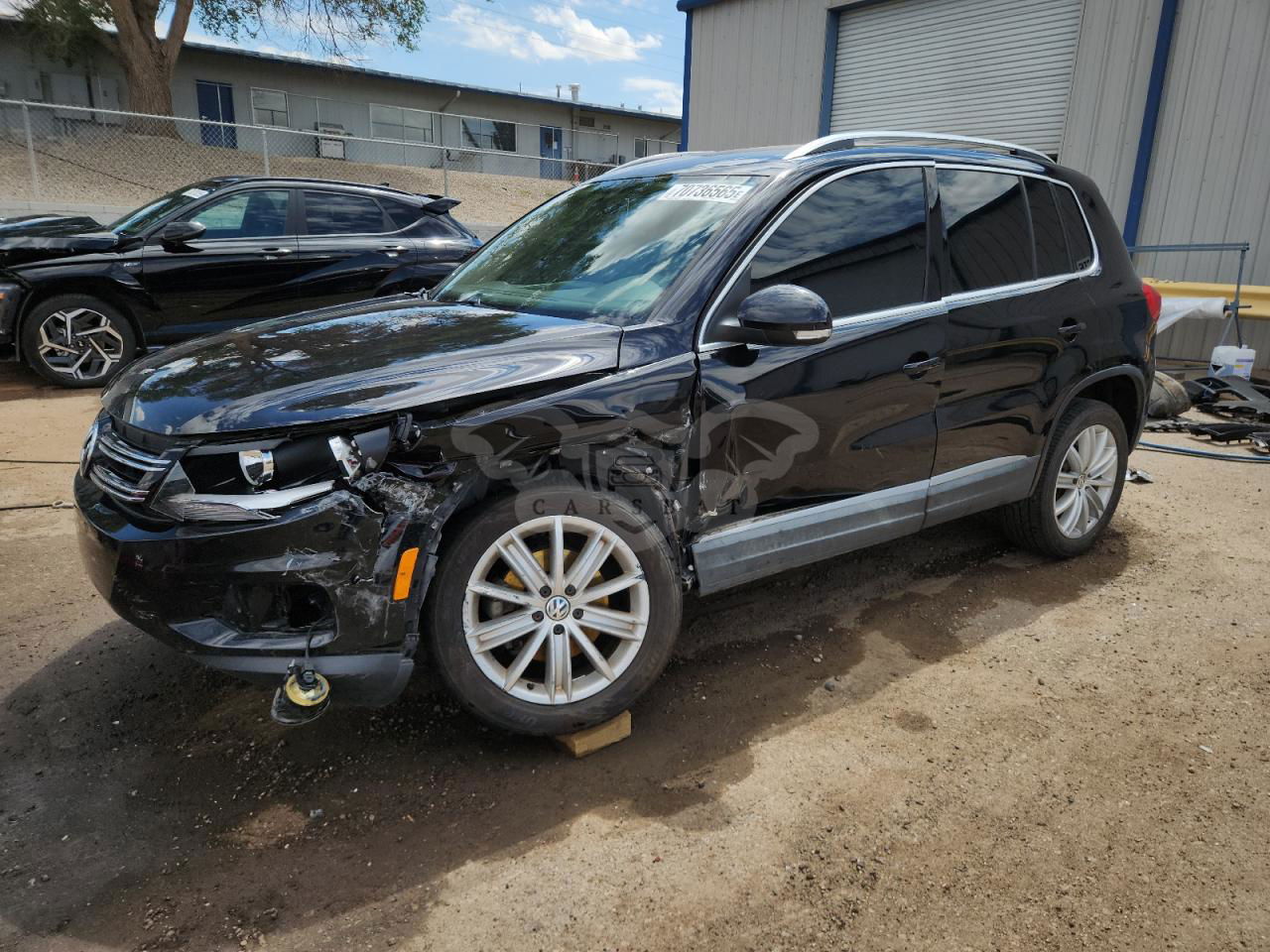 Volkswagen Tiguan S 2.0L  4 2012