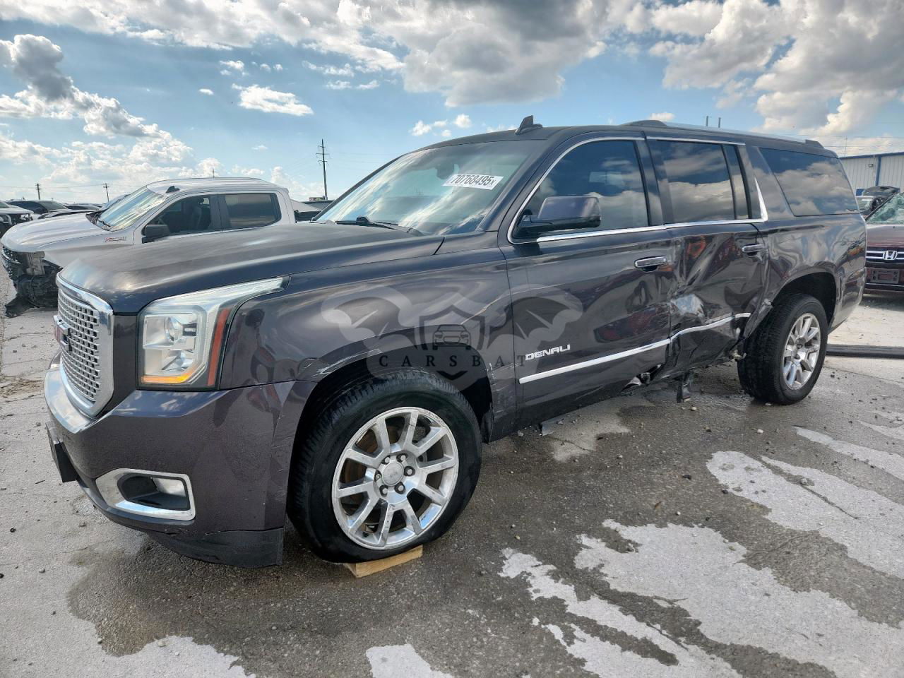 GMC Yukon DENALI 6.2L  8 2015