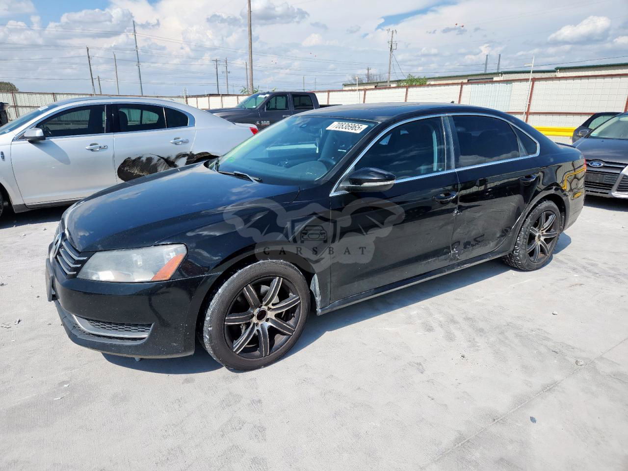 Volkswagen Passat SE 2.5L  5 2012