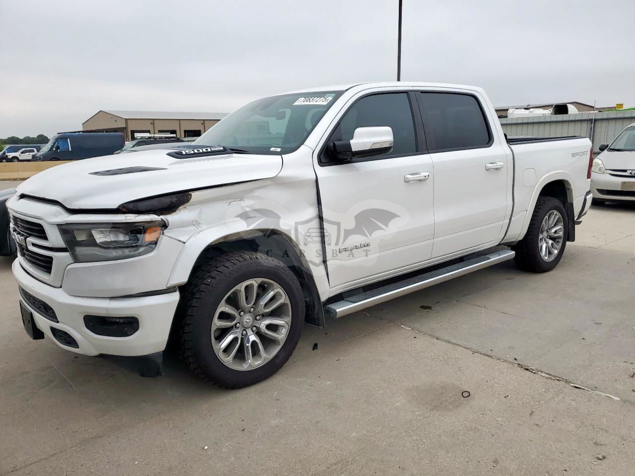 RAM 1500 LARAMIE 5.7L  8 2020