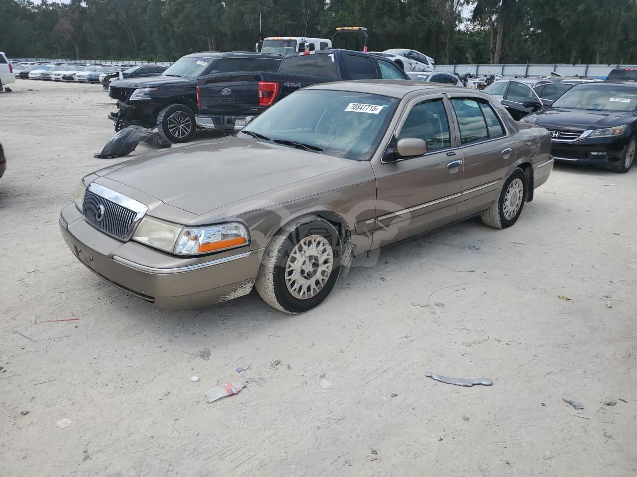 Mercury Grand Marquis GS 4.6L  8 2003