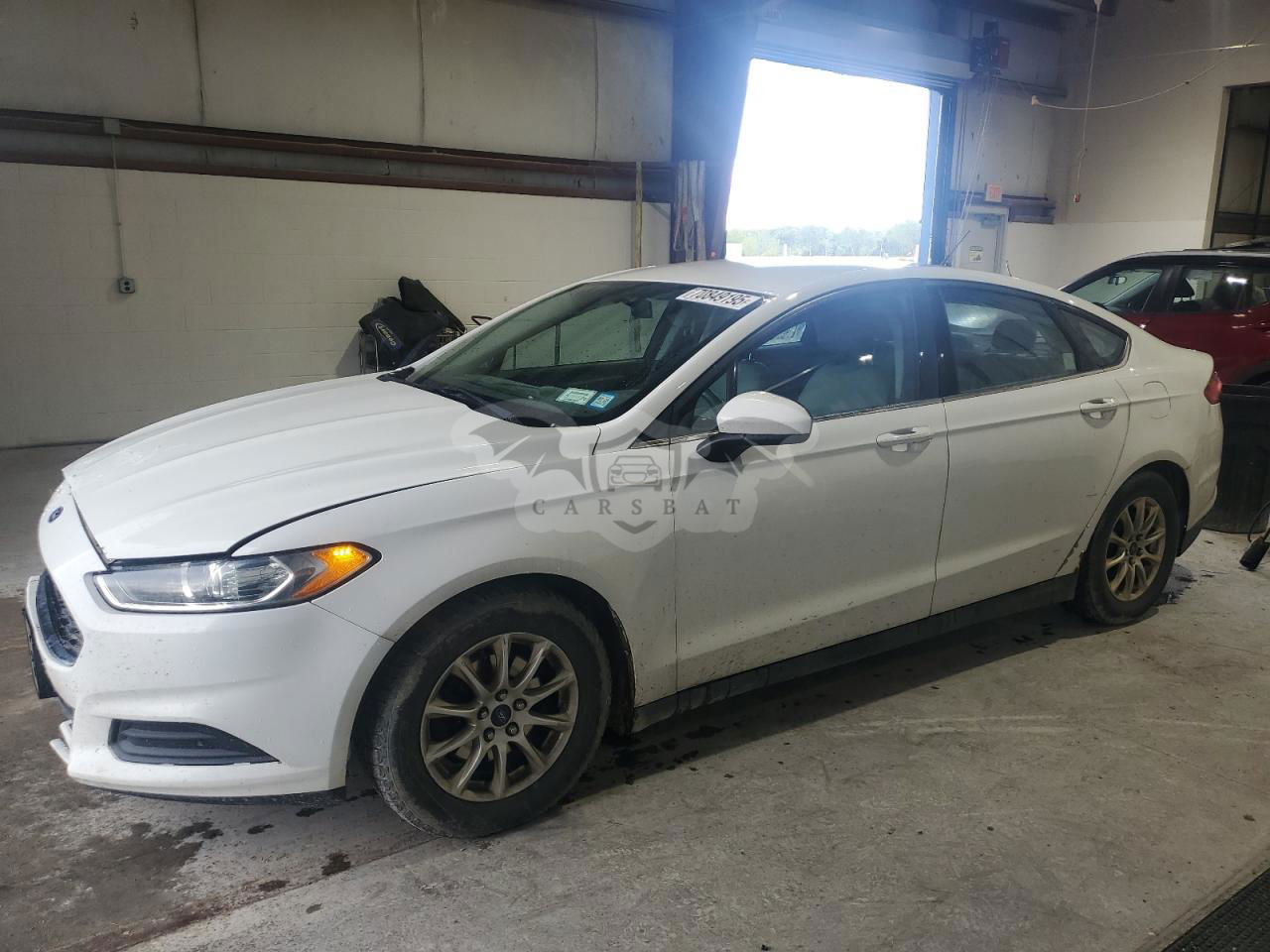 Ford Fusion S 2.5L  4 2015