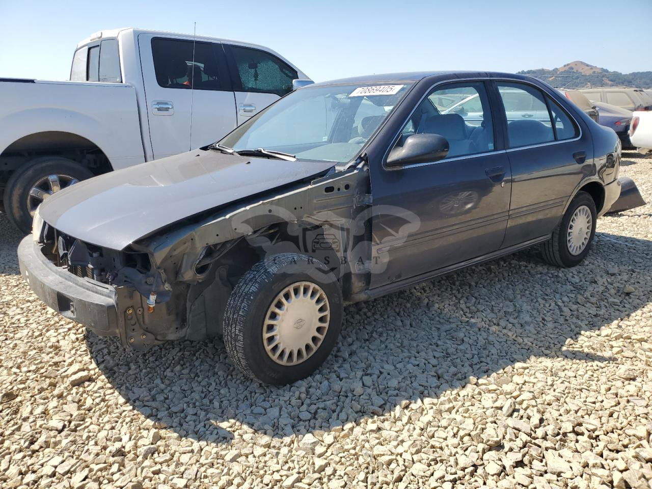 Nissan Sentra BASE 1.6L  4 1997