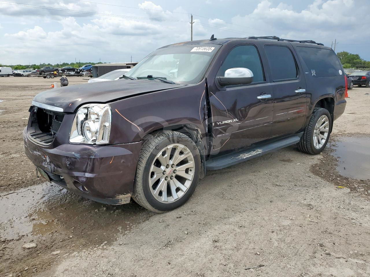 GMC Yukon C1500 SLT 5.3L  8 2009