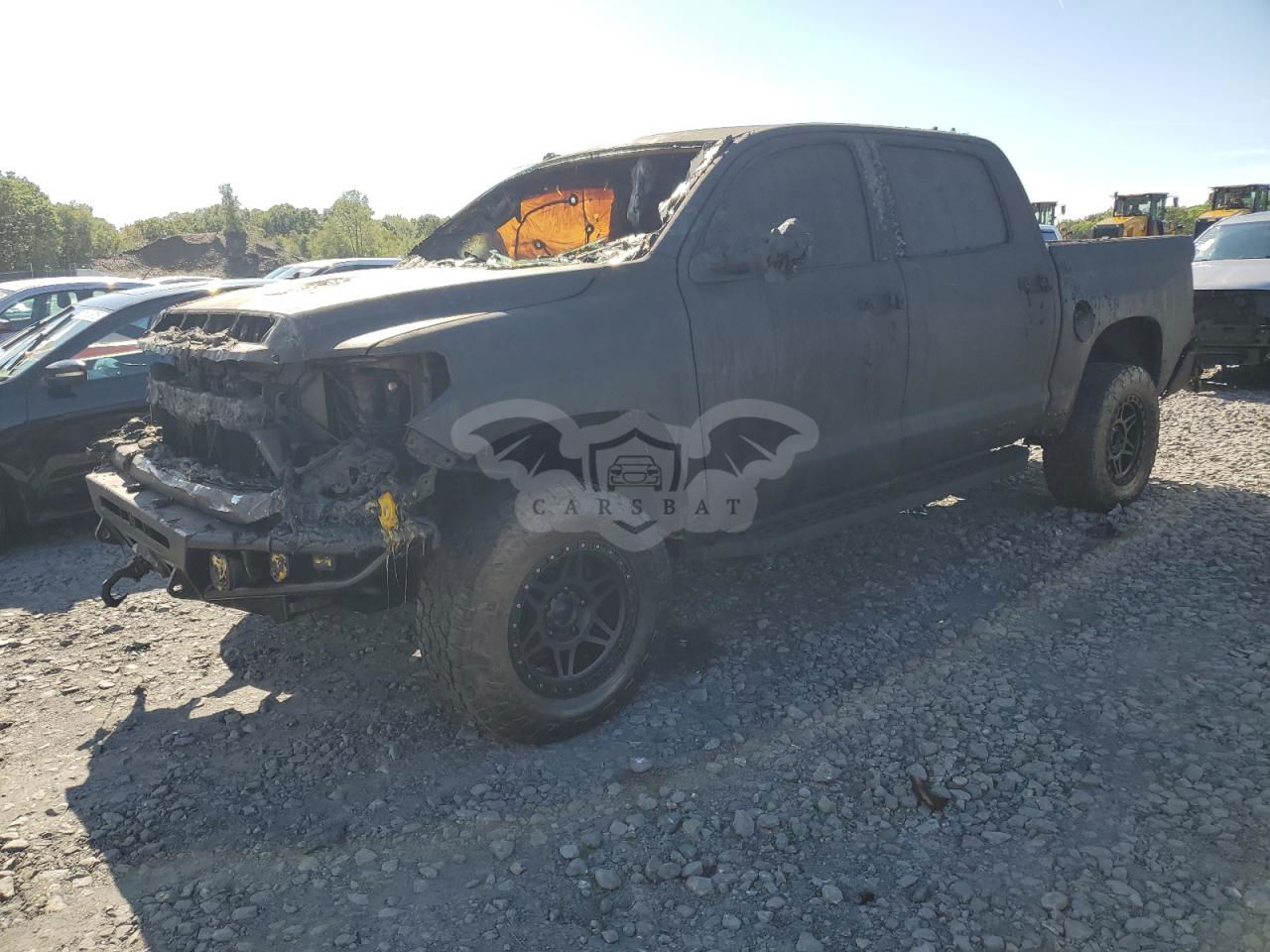 Toyota Tundra CREWMAX SR5 5.7L  8 2015
