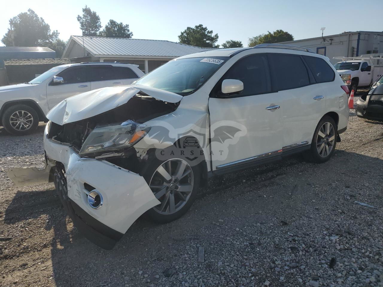 Nissan Pathfinder S 3.5L  6 2014