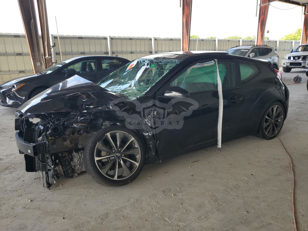 Hyundai Veloster BASE 2.0L  4 2020