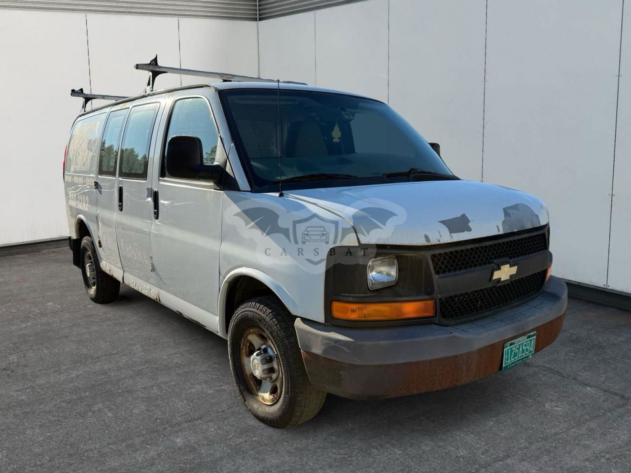 Chevrolet Express 6.0L  8 2011