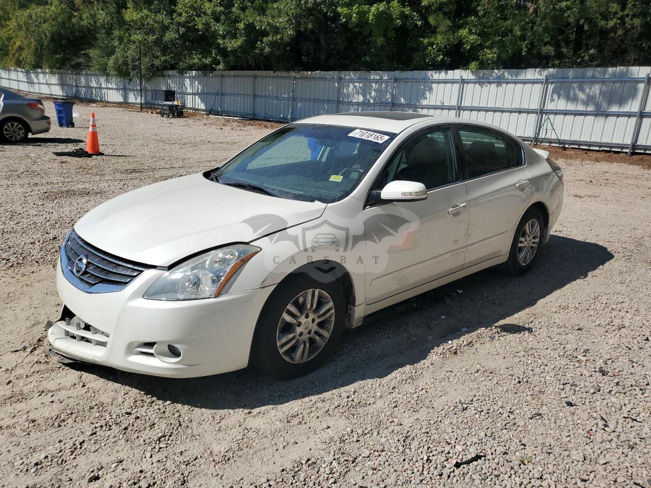 Nissan Altima BASE 2.5L  4 2011