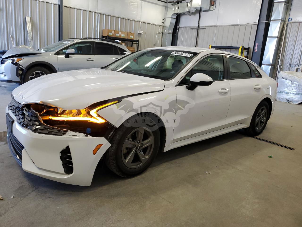 Kia K5 LXS 1.6L  4 2022