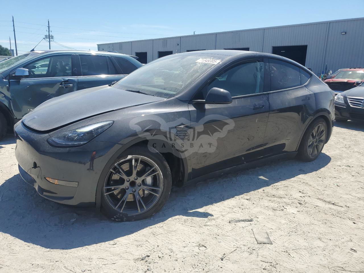 Tesla Model Y 2024