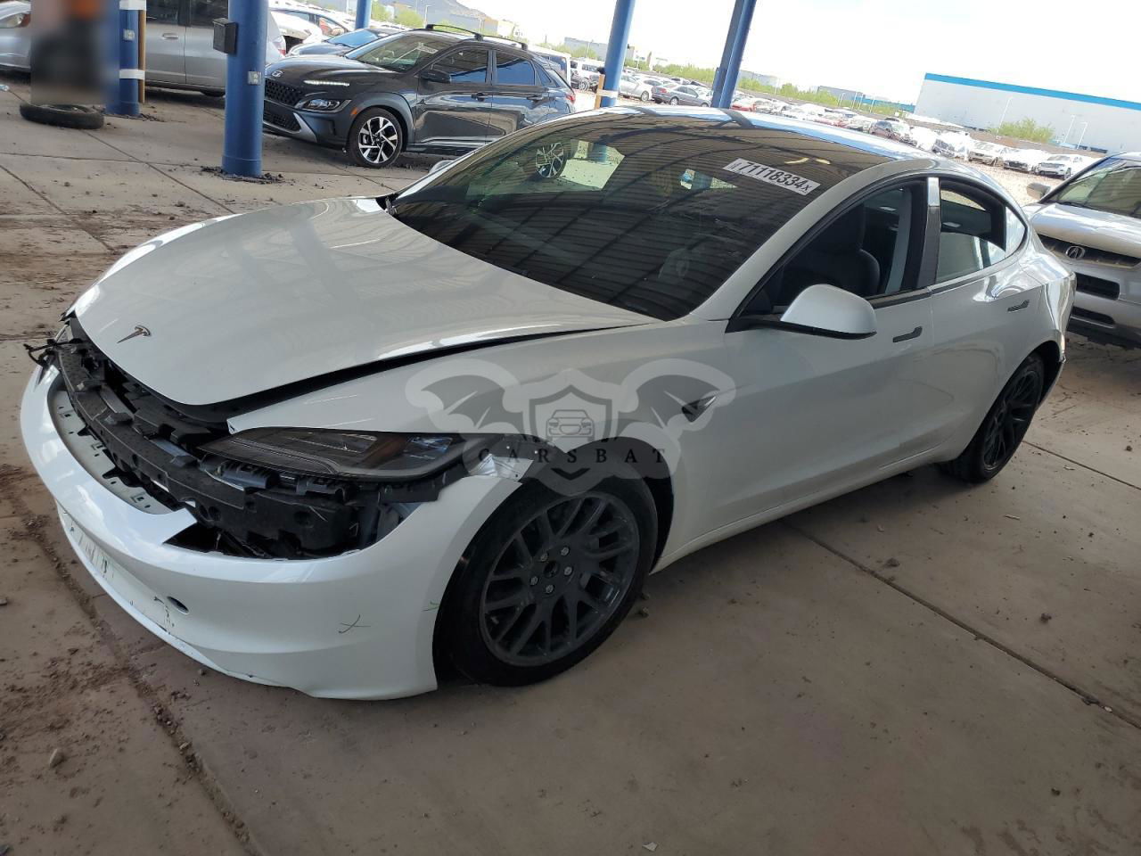 Tesla Model 3 2024
