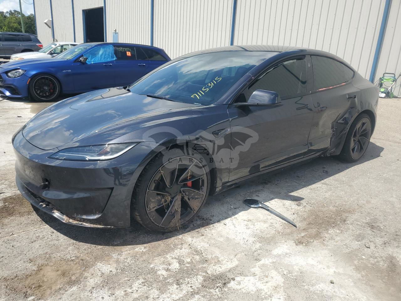 Tesla Model 3 2024