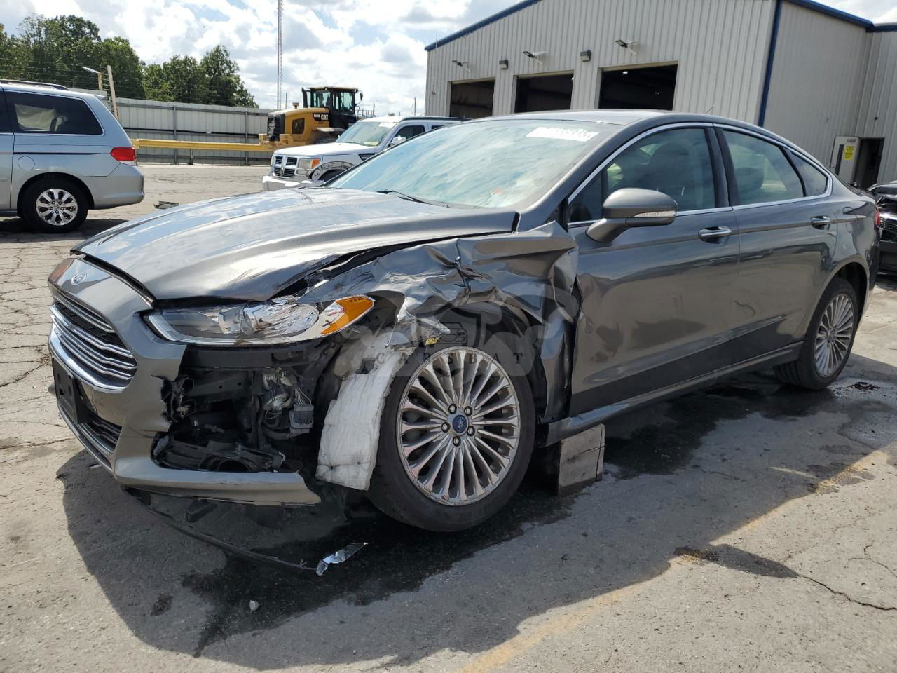 Ford Fusion TITANIUM 2.0L  4 2016