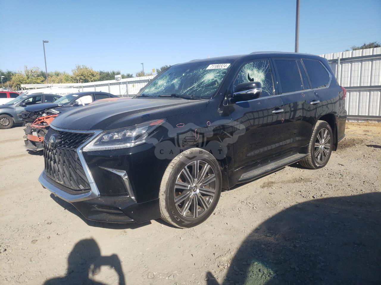 Lexus LX 570 5.7L  8 2020