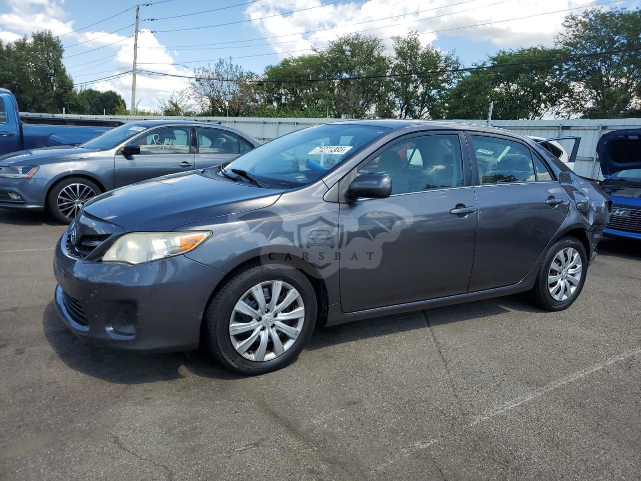 Toyota Corolla BASE 1.8L  4 2013