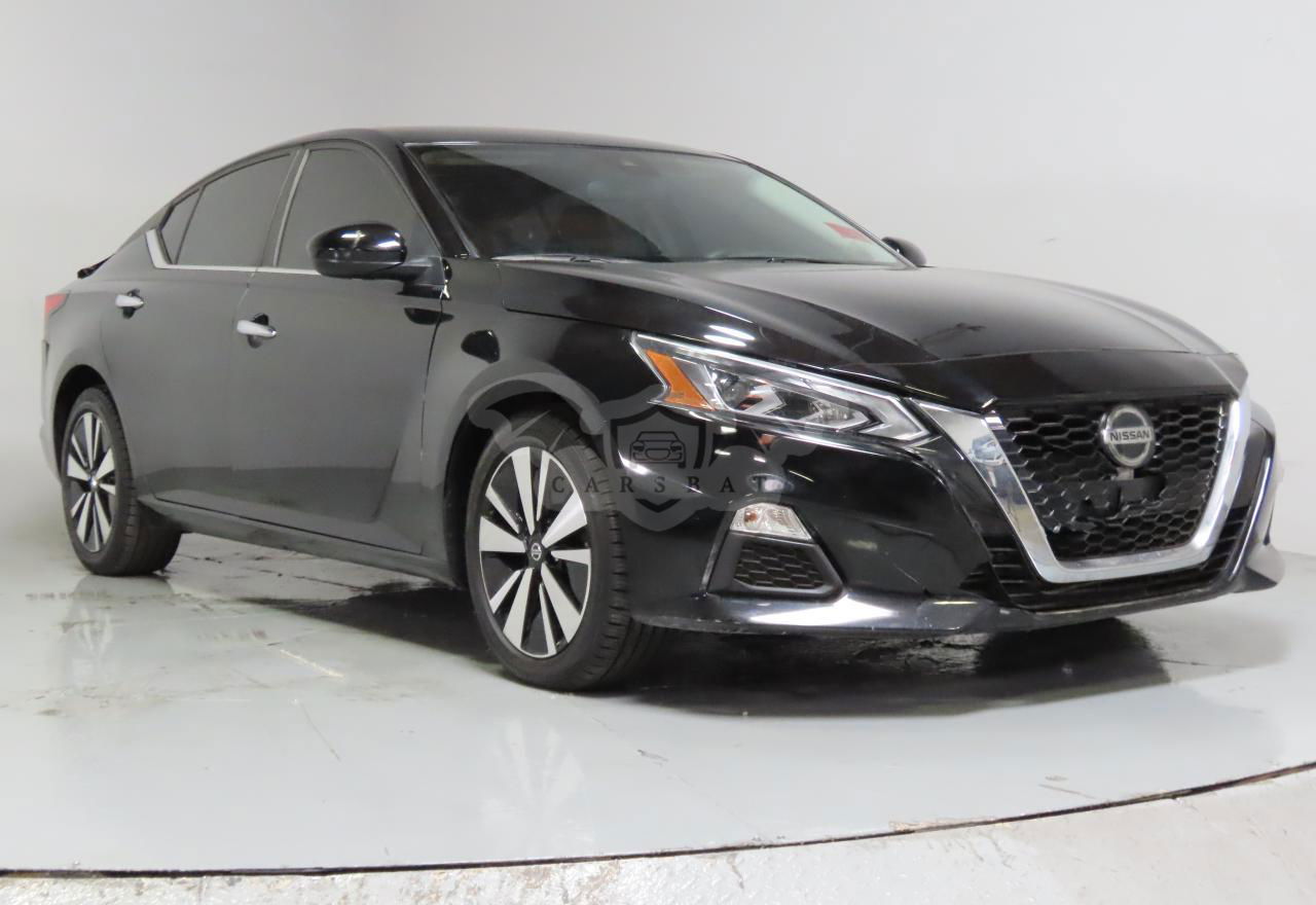 Nissan Altima SV 2.5L  4 2021