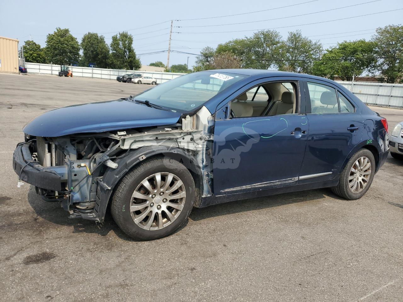 Suzuki Kizashi SE 2.4L  4 2013