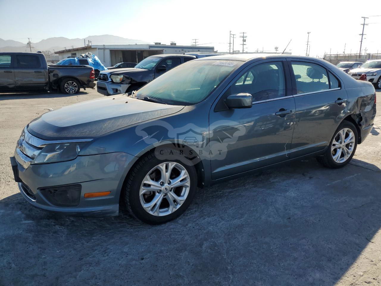 Ford Fusion SE 2.5L  4 2012