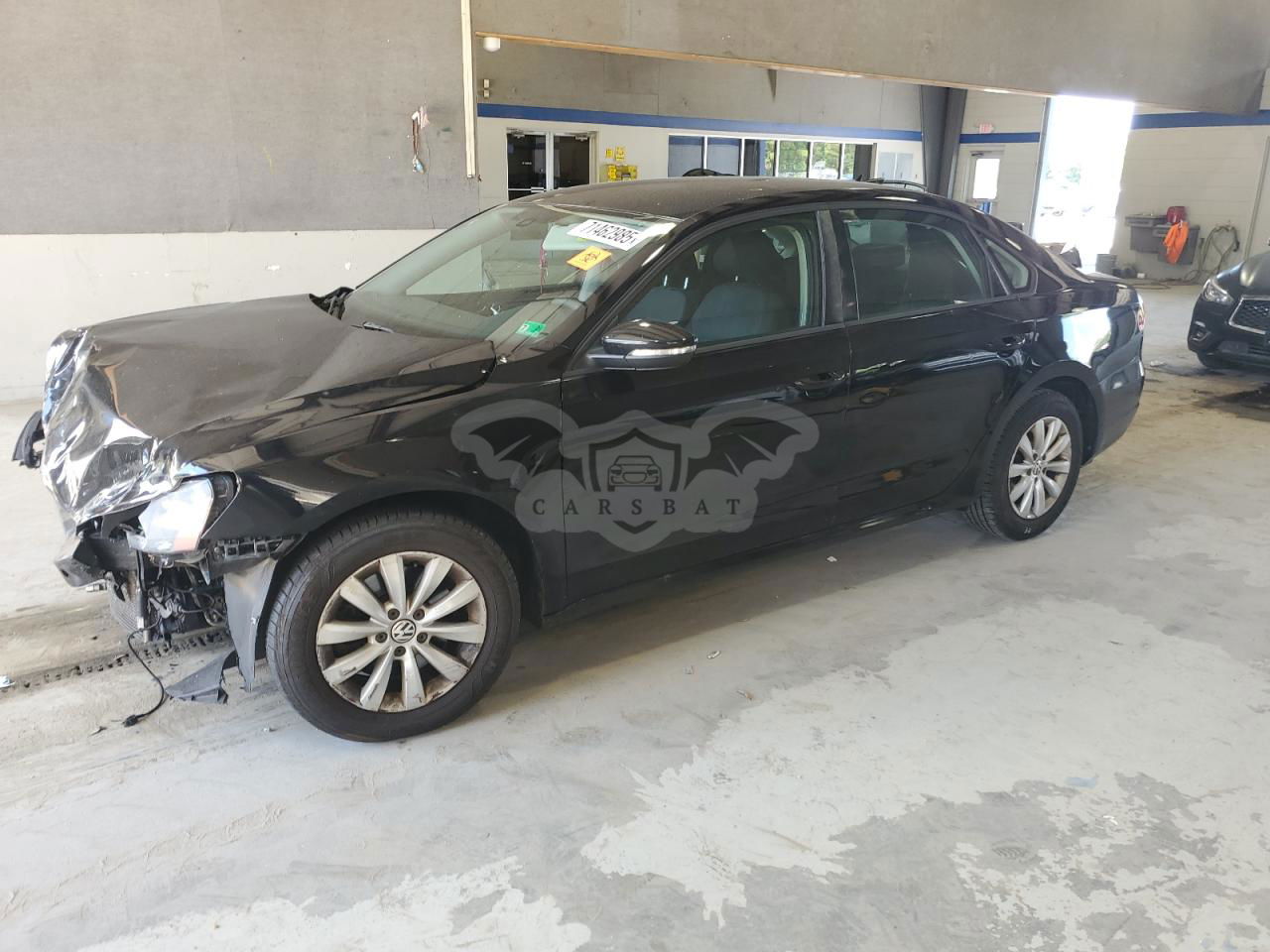 Volkswagen Passat S 2.5L  5 2012