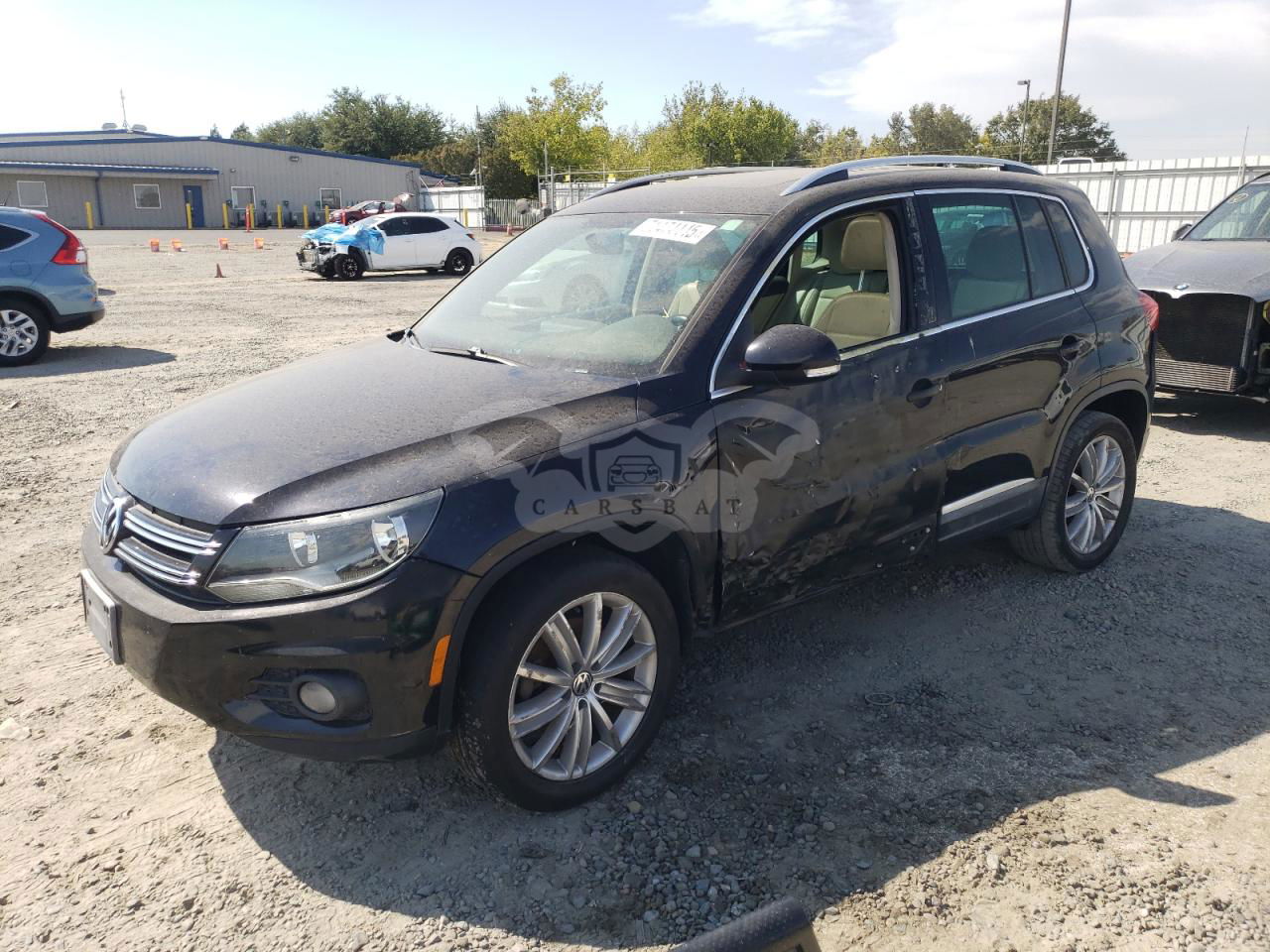 Volkswagen Tiguan S 2.0L  4 2012