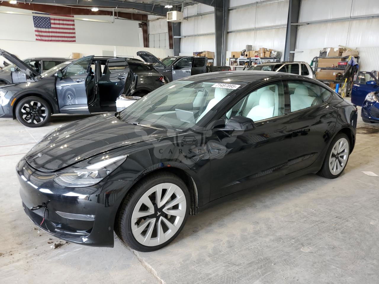 Tesla Model 3 2021