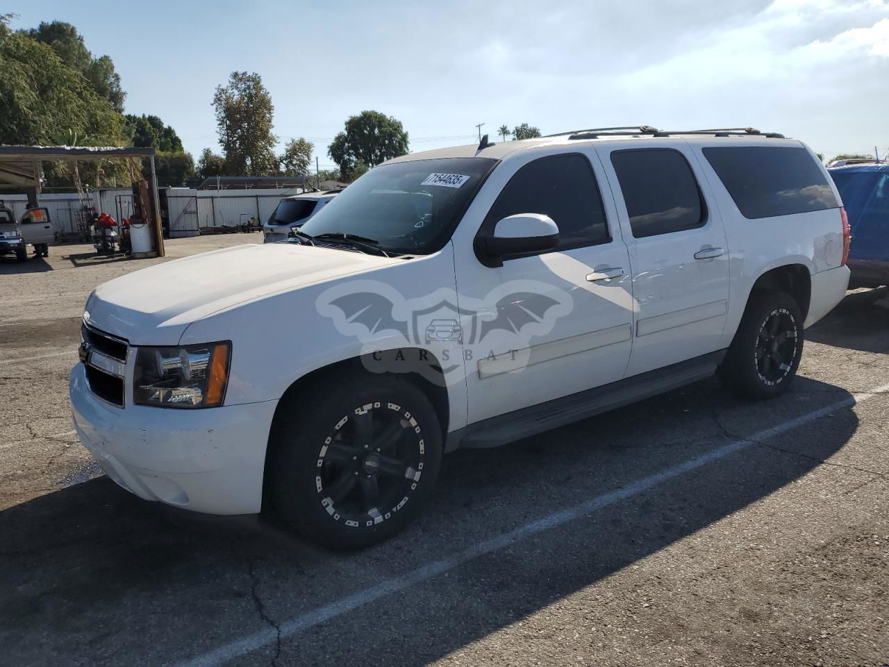 Chevrolet Suburban C1500 LS 5.3L  8 2013