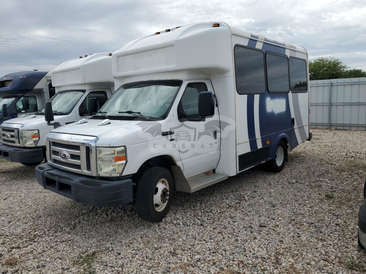 Ford Econoline E350 SUPER DUTY CUTAWAY VAN 5.4L  8 2016