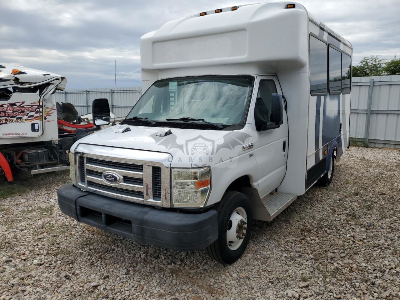 Ford Econoline E350 SUPER DUTY CUTAWAY VAN 5.4L  8 2016
