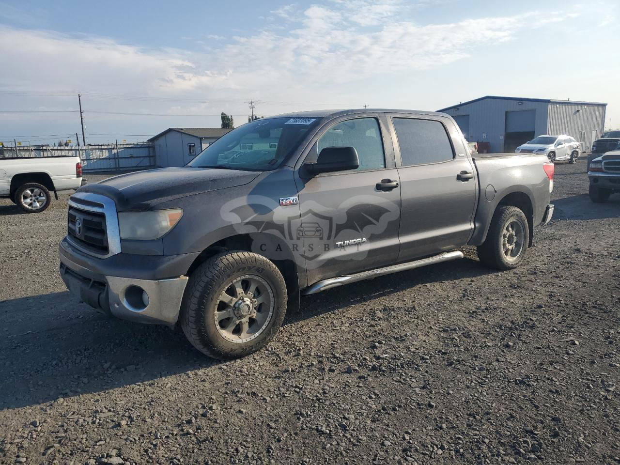 Toyota Tundra CREWMAX SR5 5.7L  8 2012
