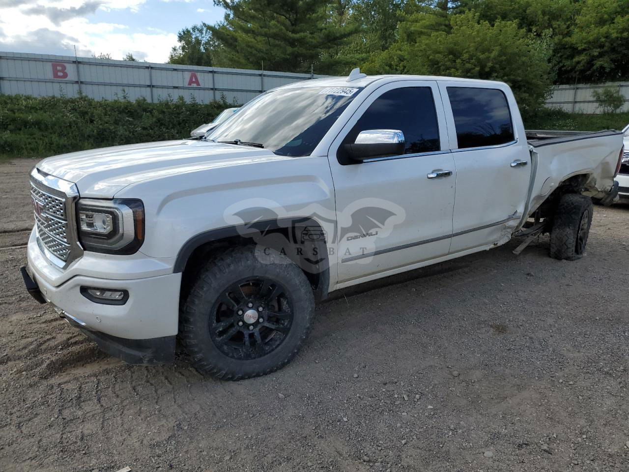 GMC Sierra K1500 DENALI 6.2L  8 2017