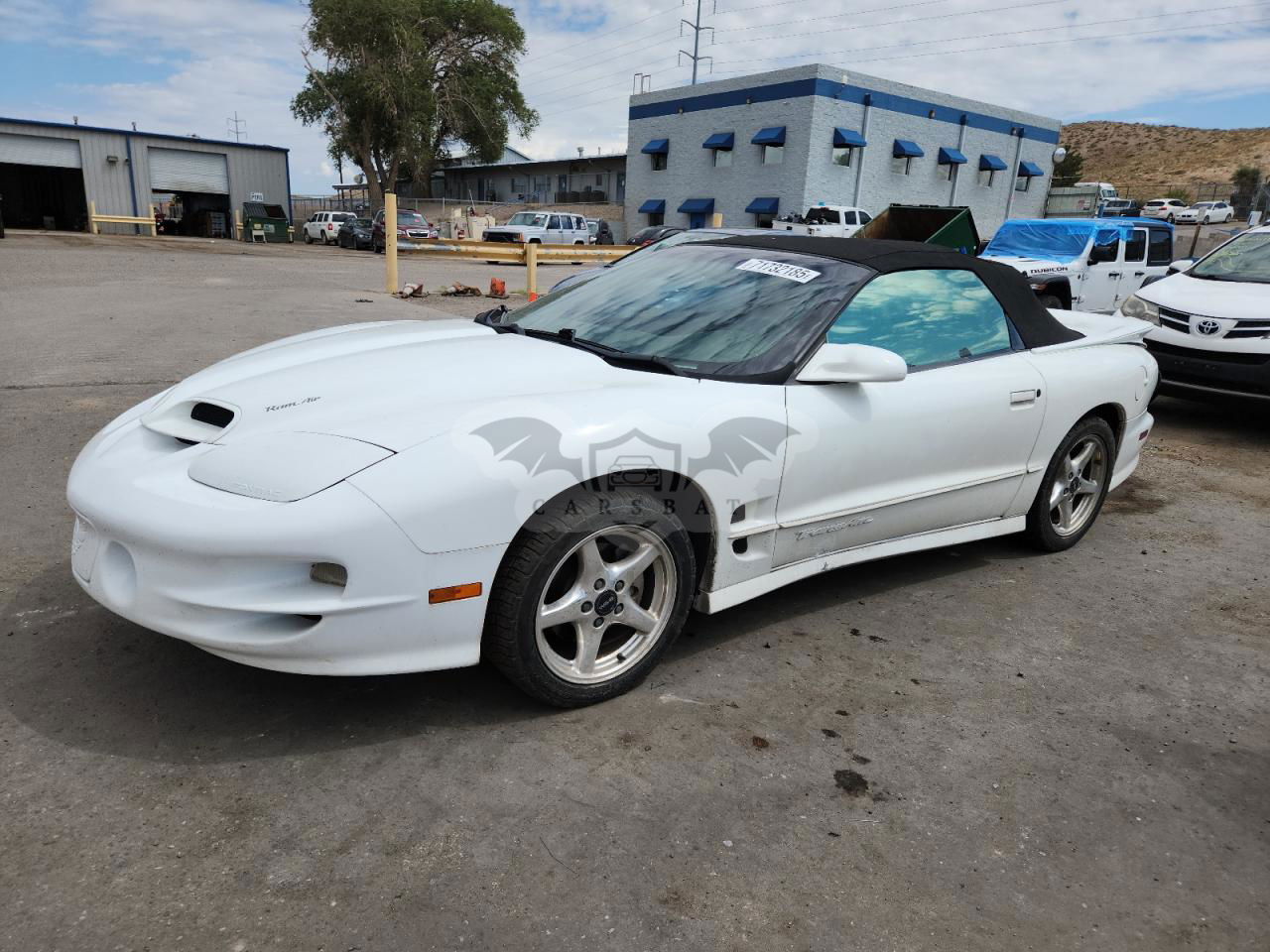 Pontiac Firebird TRANS AM 5.7L  8 2000