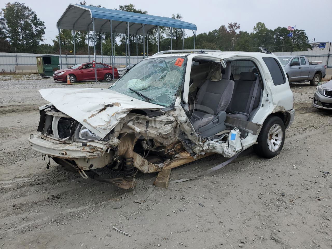 Suzuki Vitara 2.5L  6 2004