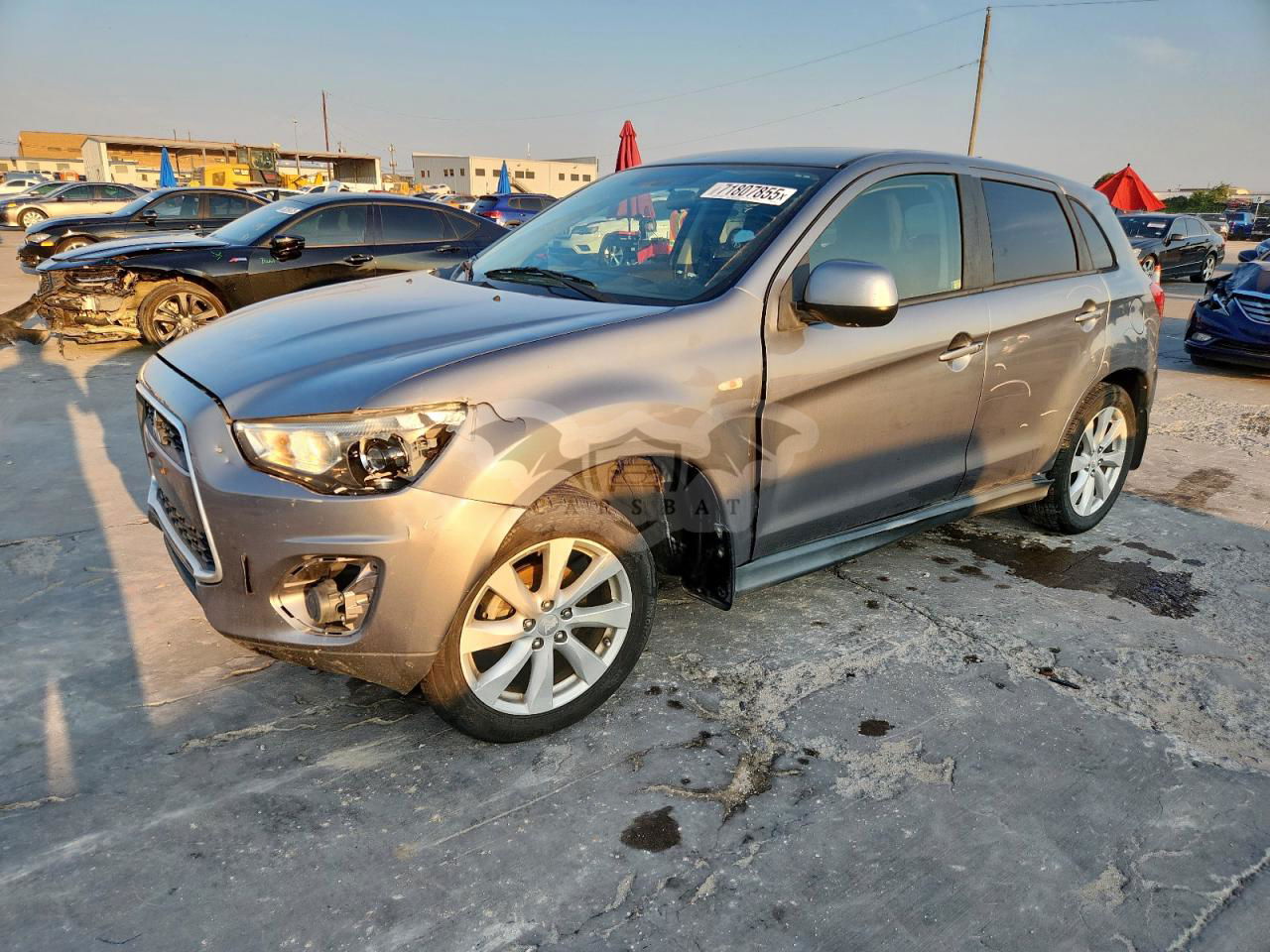 Mitsubishi Outlander ES 2.0L  4 2013