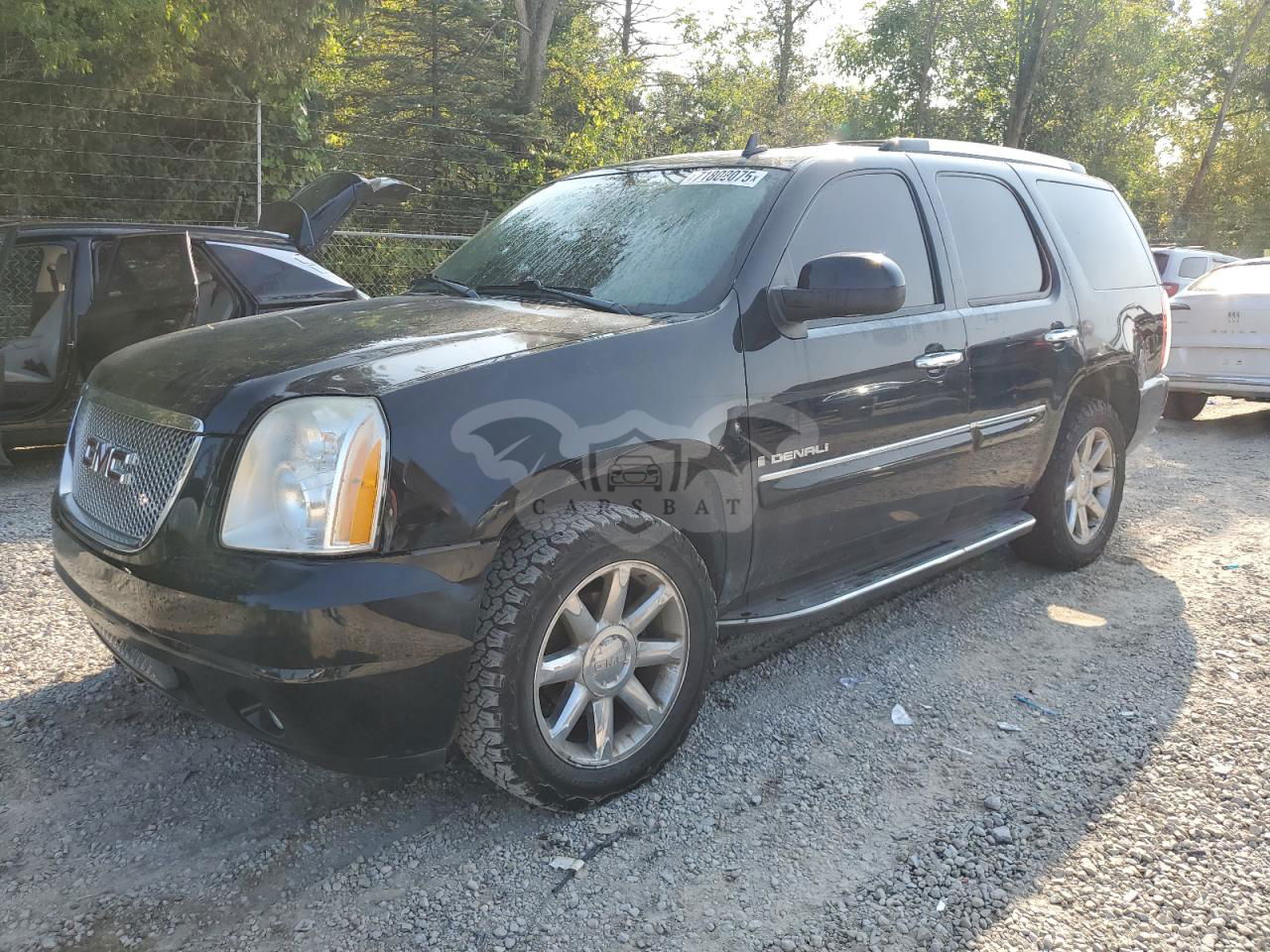 GMC Yukon DENALI 6.2L  8 2008