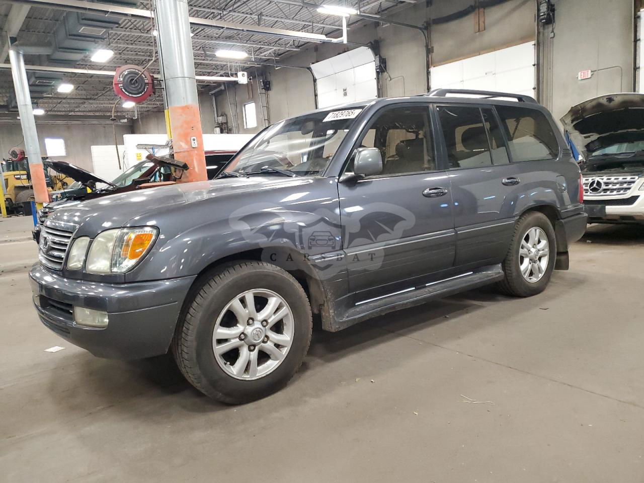 Lexus LX 470 4.7L  8 2003