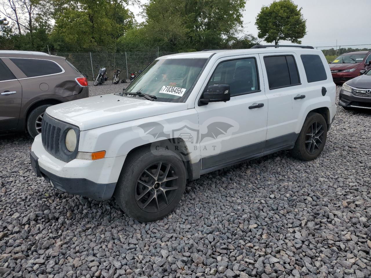 Jeep Patriot SPORT 2.4L  4 2013