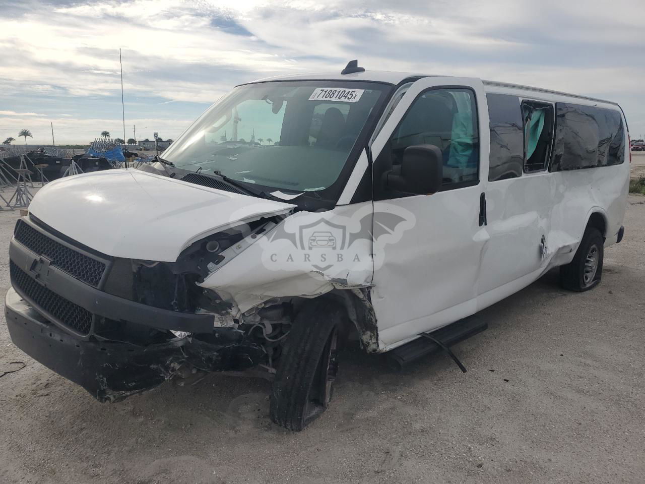 Chevrolet Express LS 4.3L  6 2020