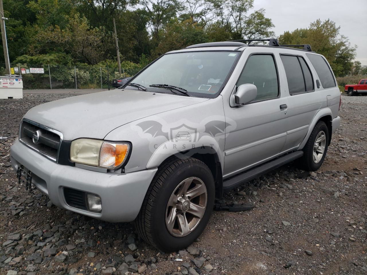 Nissan Pathfinder LE 3.5L  6 2004
